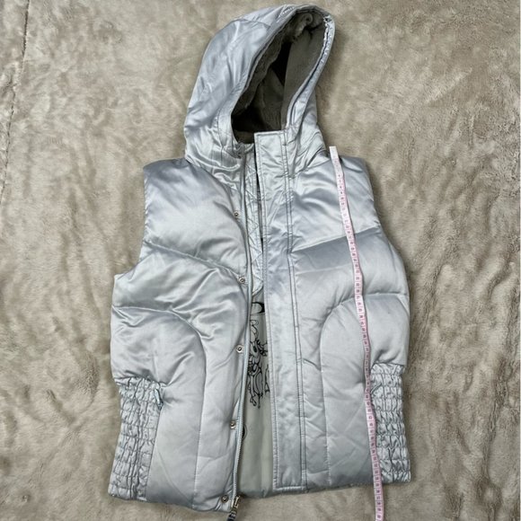 Aritzia Talula Duck Down lined women’s puffer vest - Picture 4 of 15